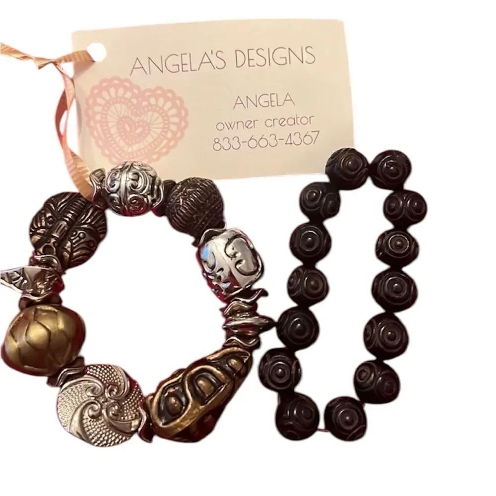 NWT Angelas Designs 2 stretchy bracelets 1 brown beads 1 silver gold bronze